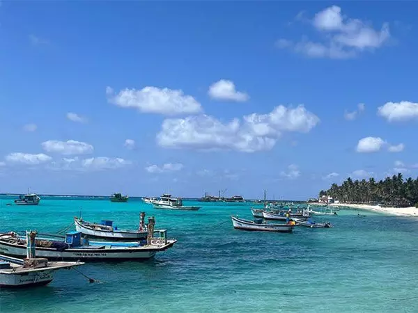 Maldives द्वारा इजरायलियों के प्रवेश पर प्रतिबंध लगाने के बाद, इजरायली दूतावास ने नागरिकों से भारतीय समुद्र तटों का पता लगाने के लिए कहा