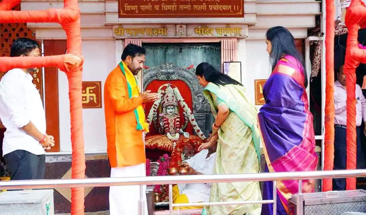 Hyderabad News: किशन रेड्डी ने भाग्यलक्ष्मी मंदिर में प्रार्थना की