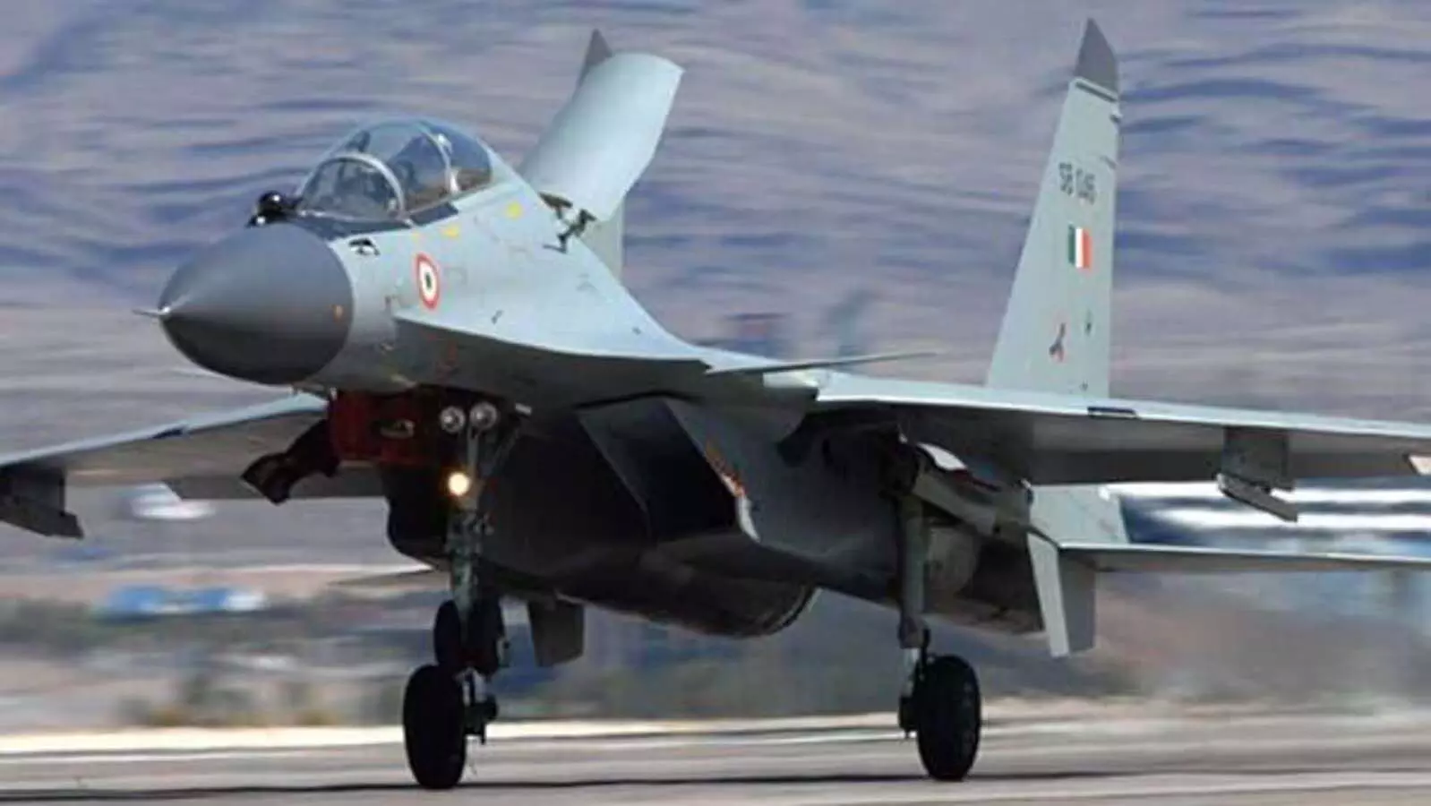 Sukhoi: भारतीय वायुसेना का सुखोई लड़ाकू विमान हादसे का शिकार