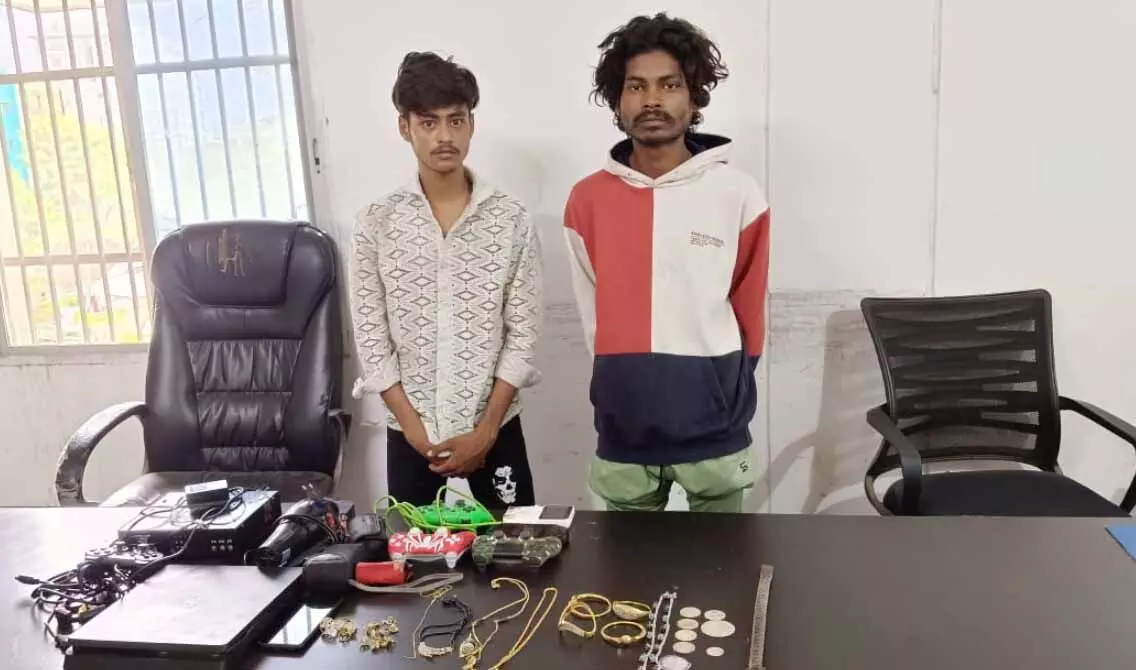 Raipur: न्यू राजेन्द्र नगर में हुई चोरी का खुलासा, तीन गिरफ्तार
