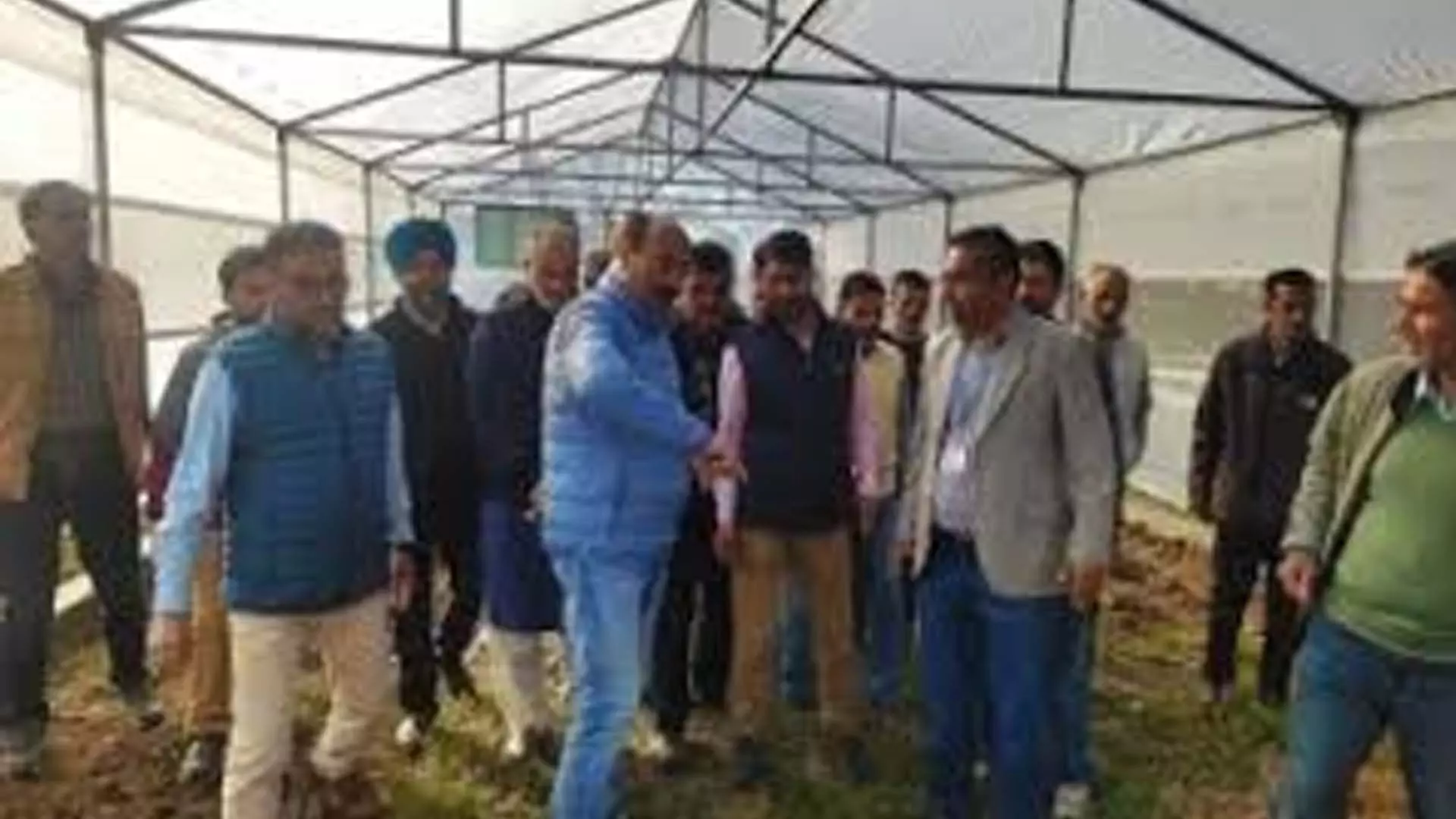 SRINAGAR NEWS :  कृषि निदेशक ने एसएमएफ गंगबुग का दौरा किया