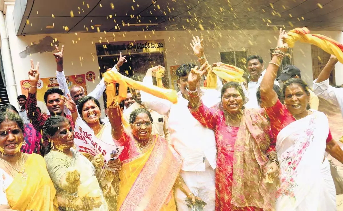 Andhra : दो को छोड़कर, एनडीए ने उत्तरी तटीय आंध्र में सभी सीटें जीतीं
