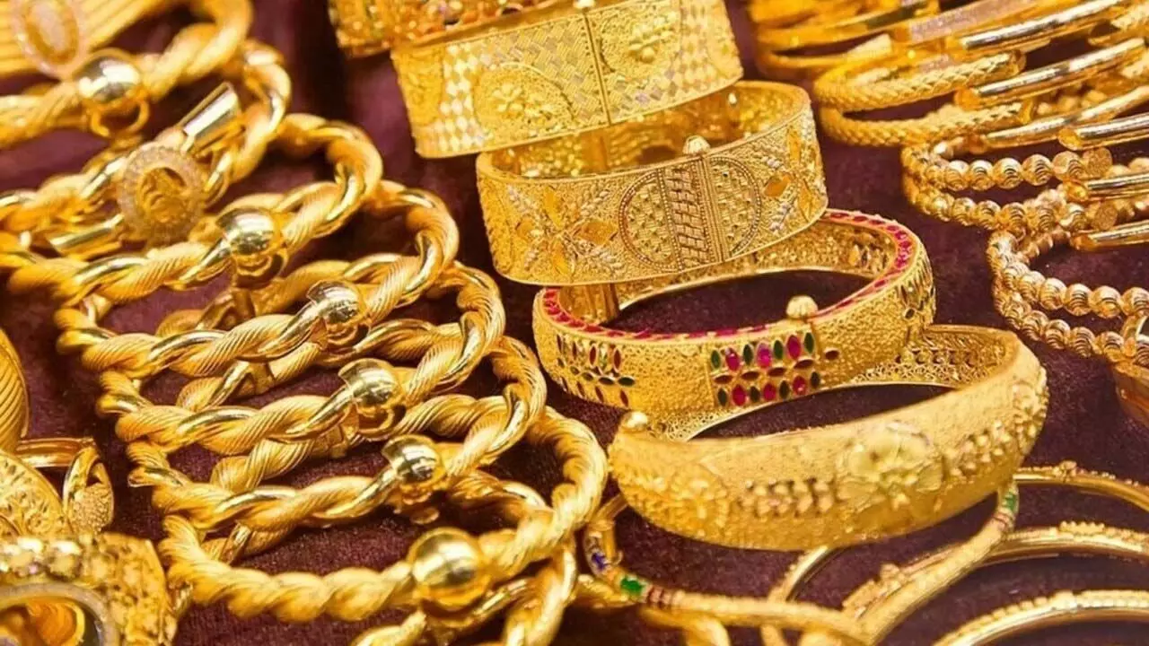 Gold Price : भारत में आज सोने की कीमत में कमी आई
