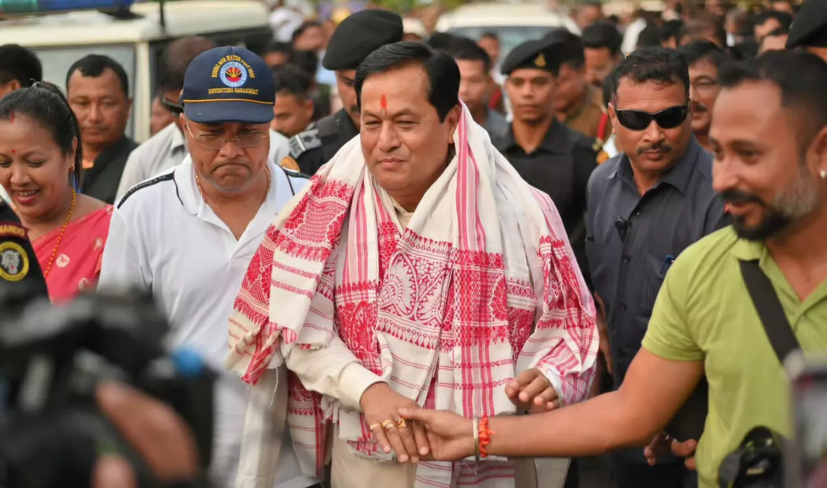 Assam news : वरिष्ठ भाजपा नेता और केंद्रीय मंत्री सर्बानंद सोनोवाल डिब्रूगढ़ लोकसभा सीट से जीते