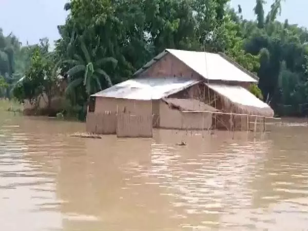 Flood : असम बाढ़ में मरने वालों की संख्या 25 हो गई, 10 से ज़्यादा जिले प्रभावित