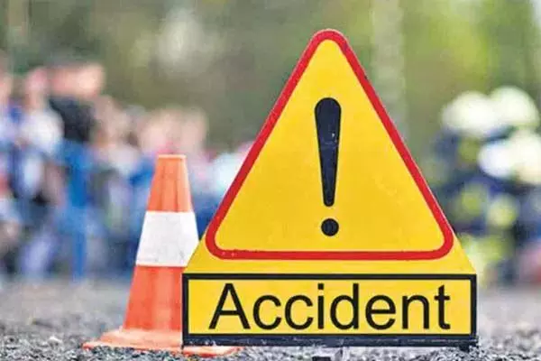 Medak news: अयोध्या के तीर्थयात्री मेडक में दुर्घटना में घायल