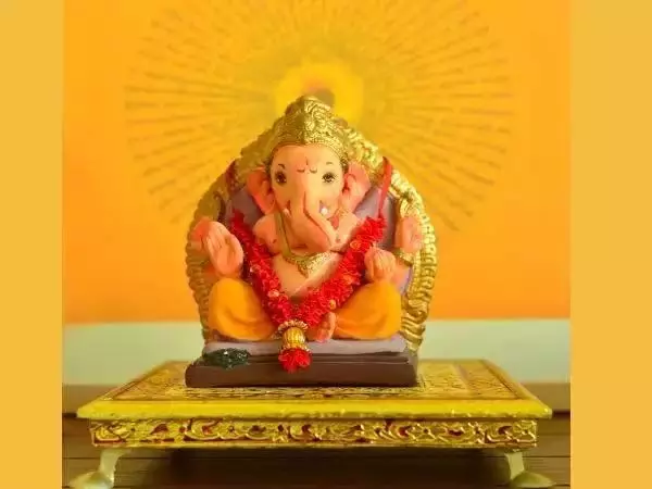 Ganesh Aarti : इस उपाय से भगवान गणेश की होगी कृपा, चमक जाएगी किस्मत