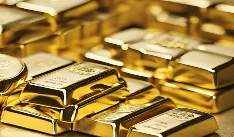 Gold grams on MCX; सोना एमसीएक्स पर 72,000 रुपये प्रति 10 ग्राम पर ट्रेड कर रहा