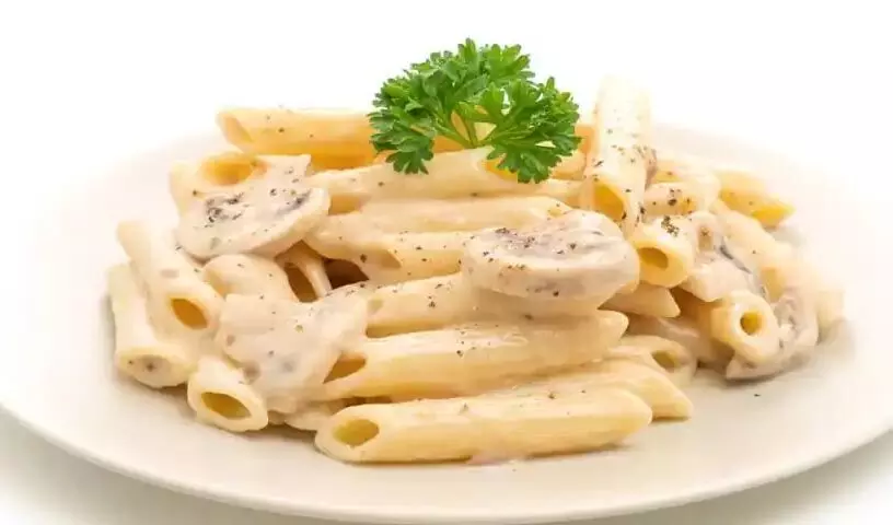 Flourless  Pasta recipe : जानें बनाना मैदा रहित व्हाइट सॉस पास्ता रेसिपी