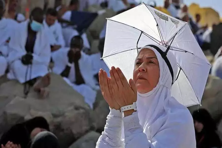 Saudi Arabia ने Haj 2024 के दौरान गर्म से लेकर झुलसाने वाले मौसम का अनुमान लगाया