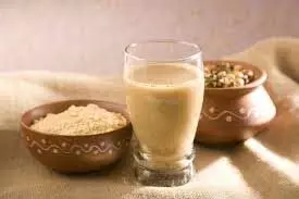 Sattu Drink: जानिए क्यों गर्मी के मौसम में सत्तू का सेवन सेहत के लिए फायदेमंद माना जाता है