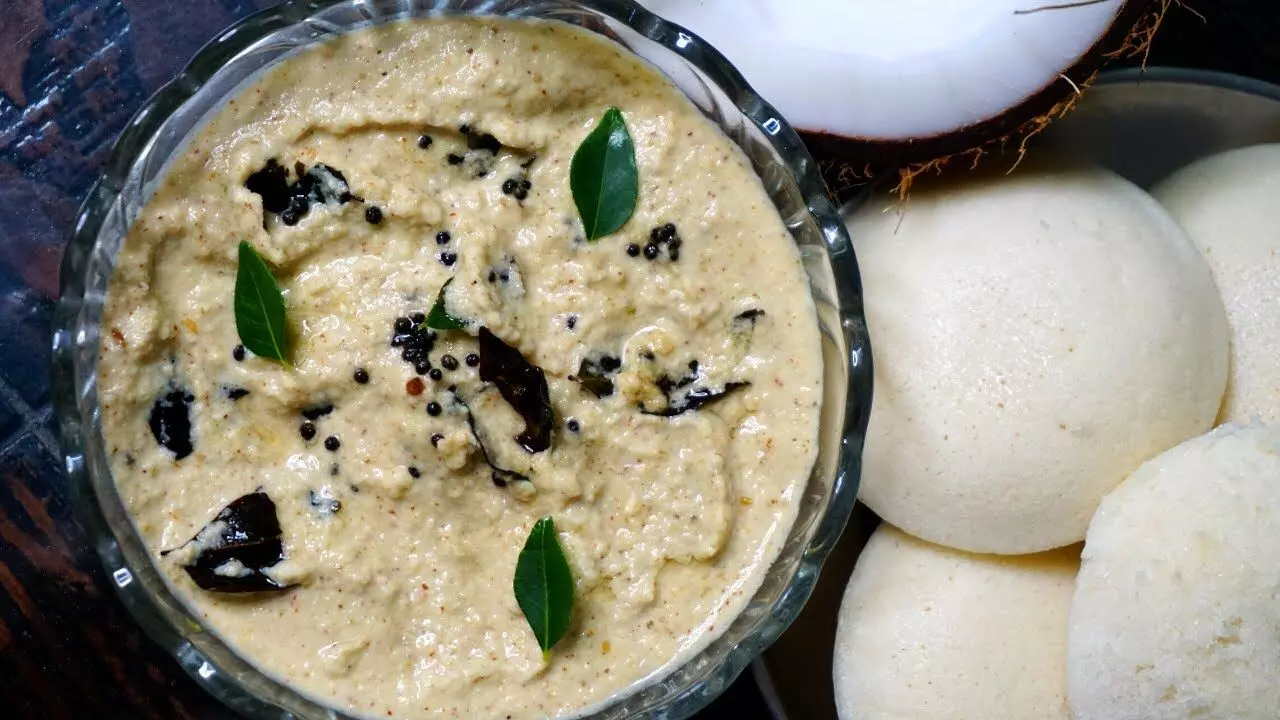 Coconut chutney : इस तरह बनाएं नारियल की चटनी, हर कोई पूछेगा रेसिपी