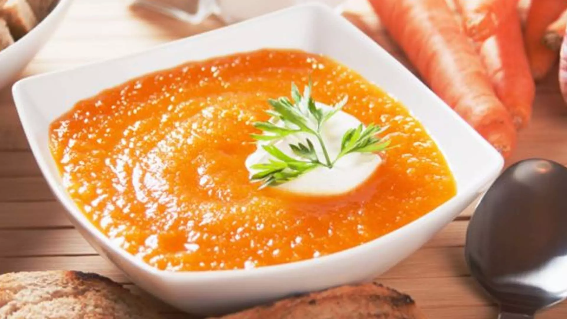 Soup:गाजर का गरमागरम सूप  होता है पोषक तत्वों से भरपूर