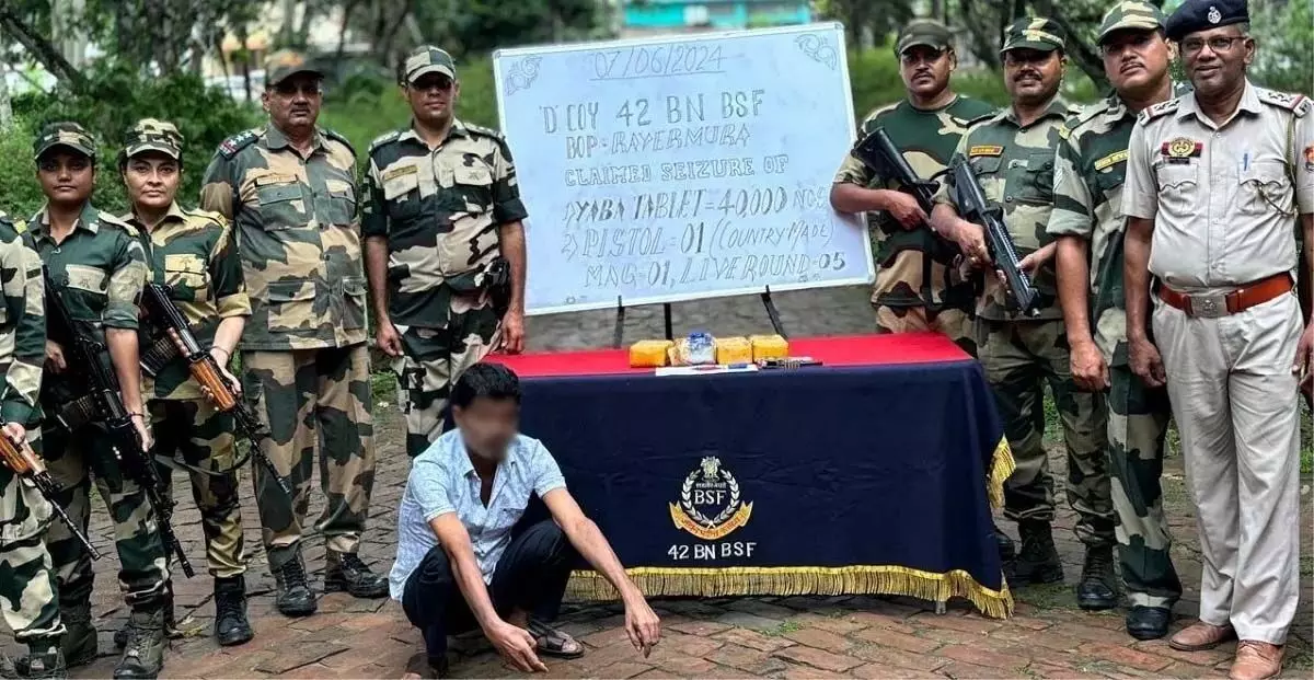 Tripura News: त्रिपुरा पुलिस और बीएसएफ ने संयुक्त अभियान में मादक पदार्थ और हथियार जब्त