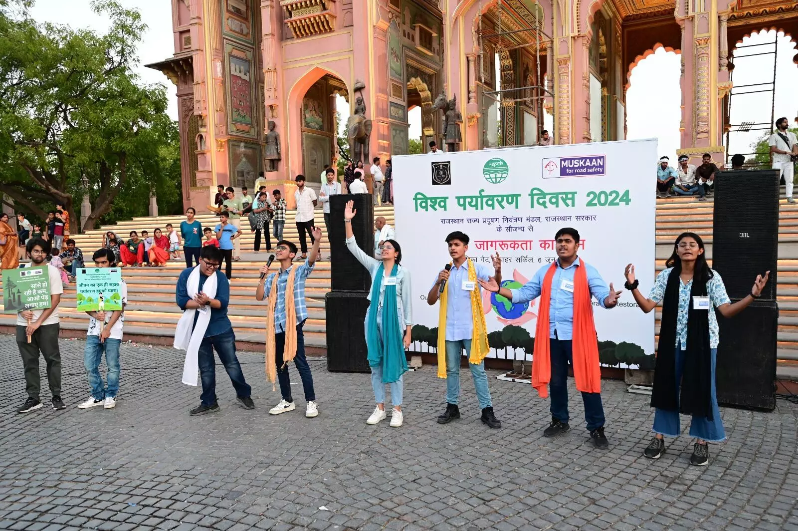 jaipur : पर्यावरण संरक्षण के लिए घर-घर जाकर जागरूक करने का अनूठा प्रयास