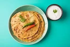 Aloo Poha Paratha Recipe: जानिए कैसे बनाए आलू पोहा पराठा की रेसिपी