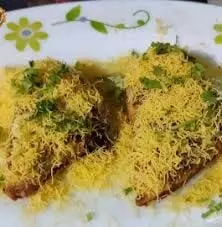 Hyderabadi Toast: घर पर बनाए हैदराबादी स्पेशल टोस्ट जानिए  रेसिपी
