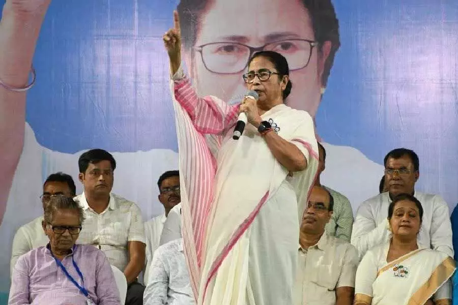 Mamata Banerjee योजनाओं को आगे बढ़ाने, मनरेगा पर ध्यान केंद्रित करने के लिए प्रशासनिक समीक्षा बैठक करेंगी