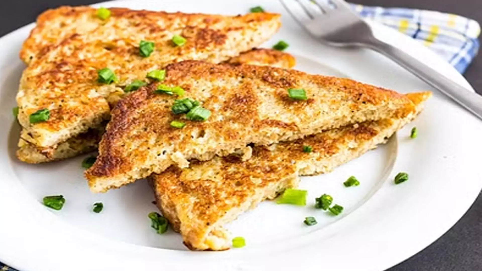 Toast:रवा टोस्ट का मजा ही कुछ और है नाश्ते के रूप में बेहतरीन डिश