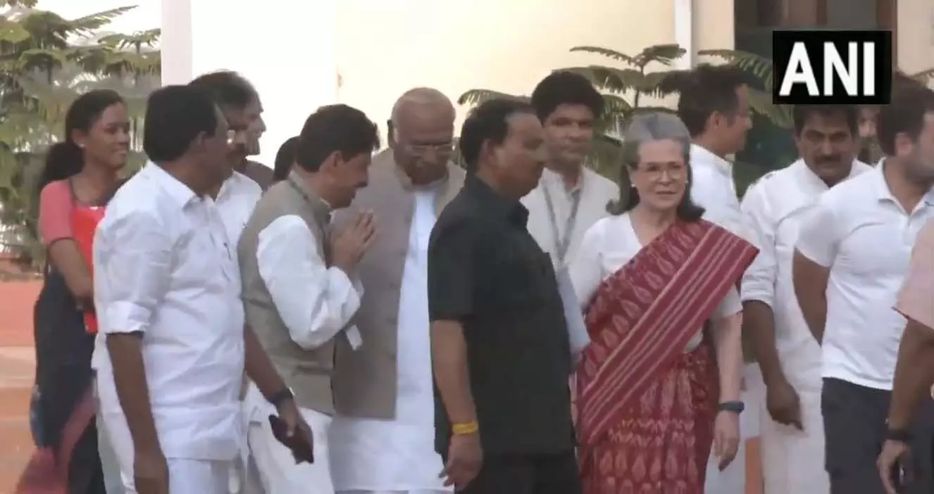 Congress संसदीय दल की बैठक शुरू, देखें VIDEO...