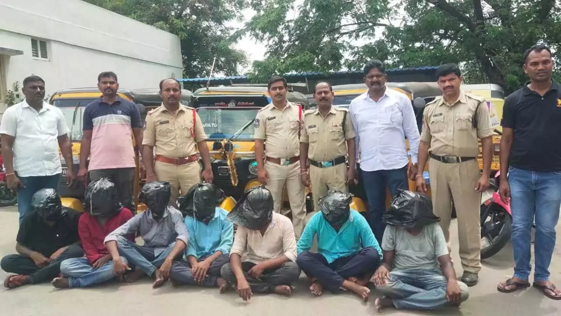 Kothagudem: कार चोरों के सात सदस्यीय गिरोह को किया गिरफ्तार