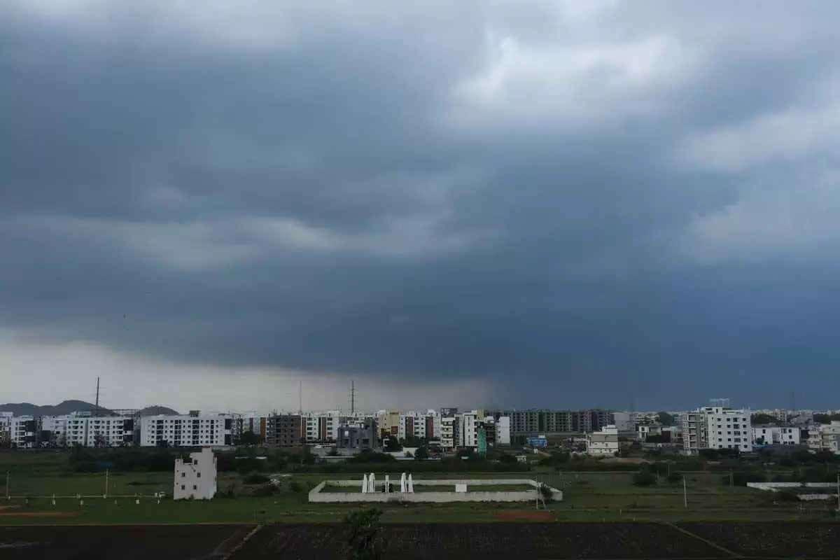 9 जून को Andhra Pradesh के कुछ हिस्सों में गरज के साथ बारिश की संभावना