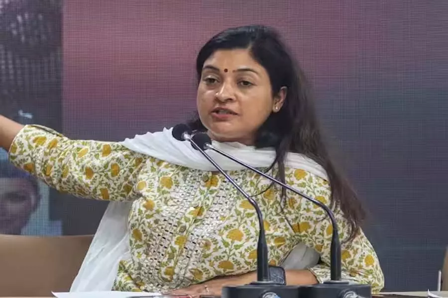 Alka Lamba - मोदी अपने तीसरे कार्यकाल में कमजोर प्रधानमंत्री साबित होंगे