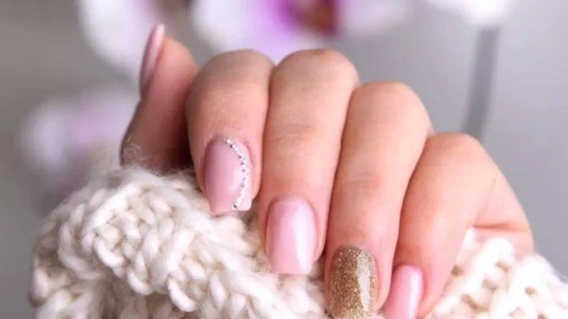 Beautiful nails:पाना चाहते हैं लंबे और खूबसूरत नाखून आजमाएं ये उपाय