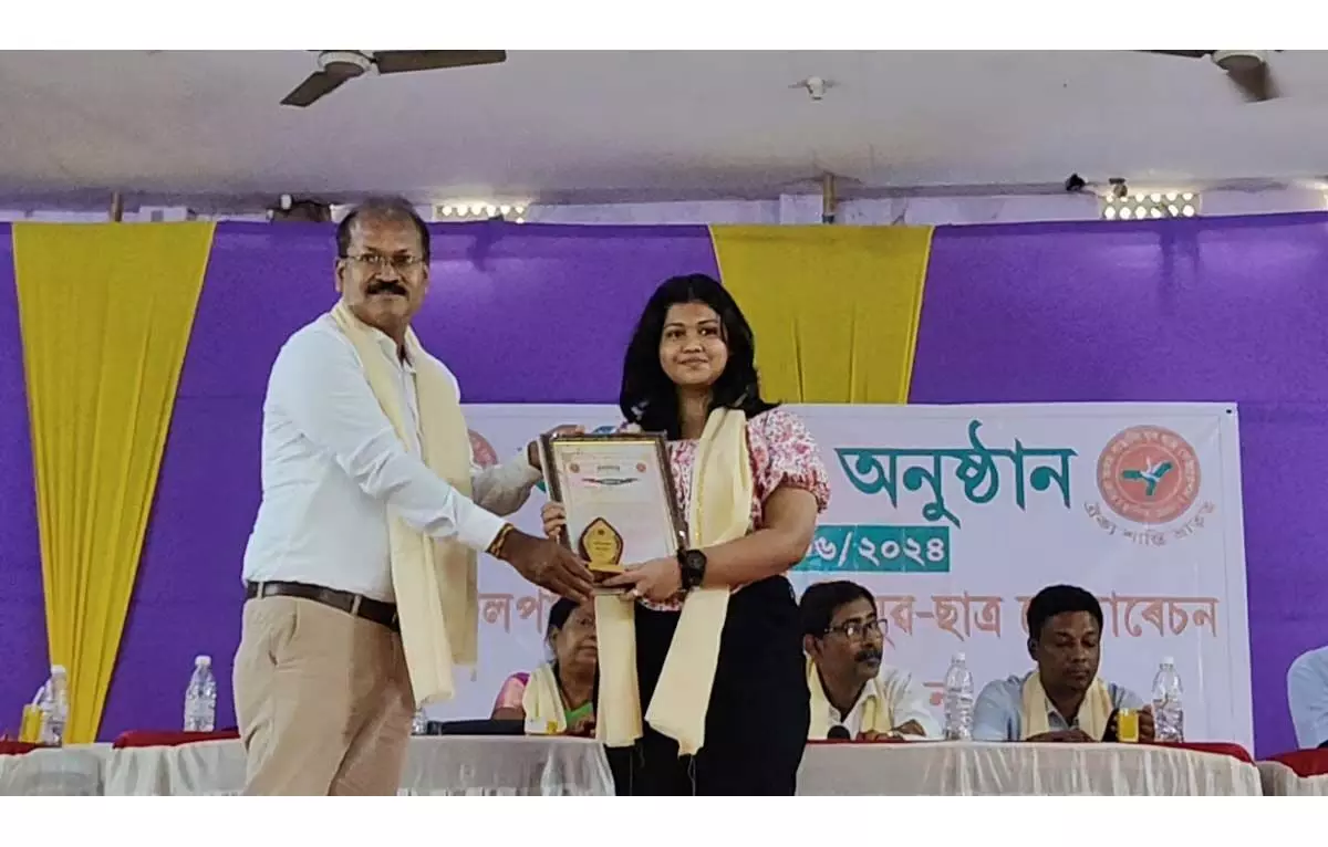 Assam news : दुधनोई जन्ममंदिर में 117 छात्रों को सम्मानित किया