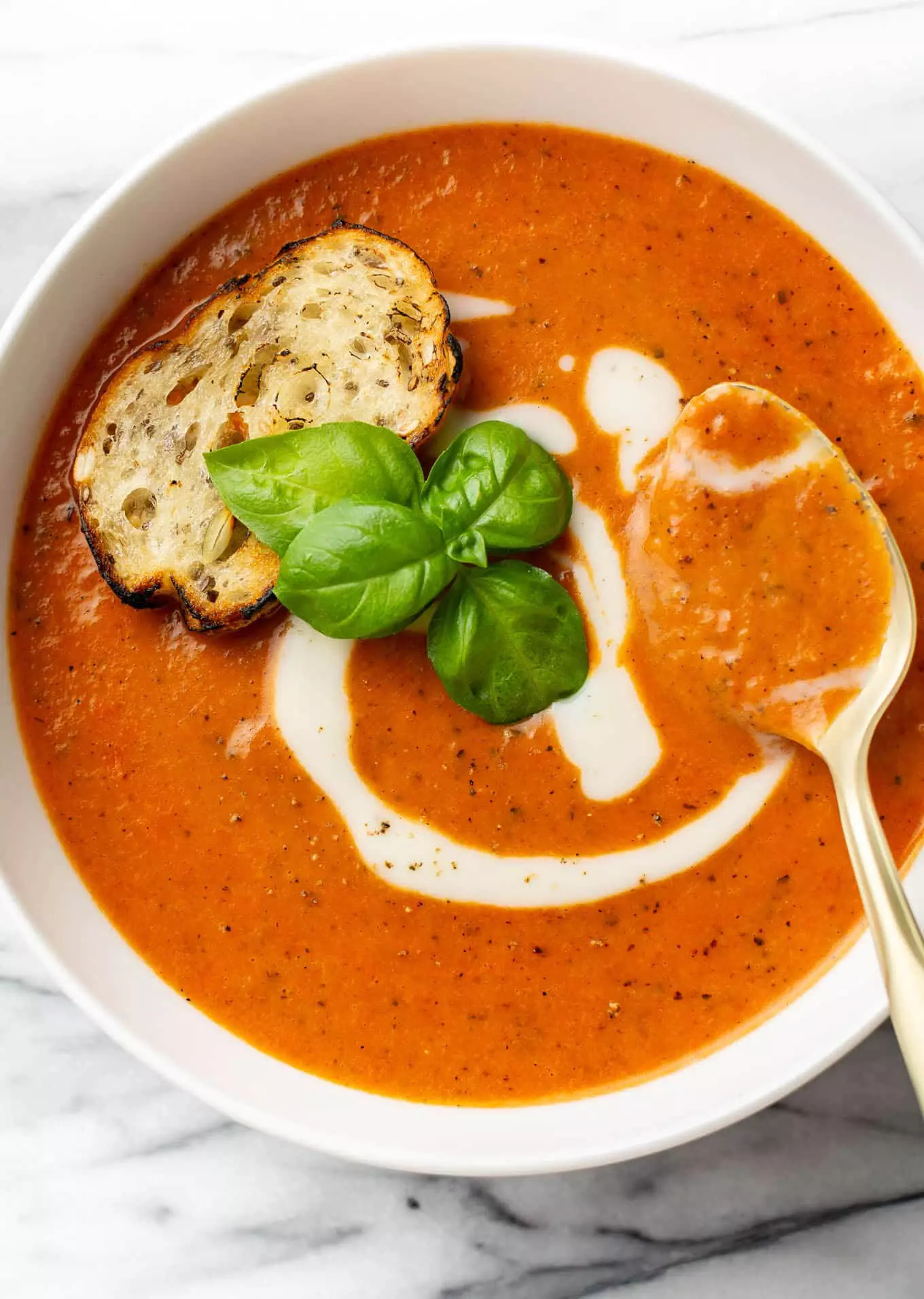 TOMATO SOUP :बनाइये टोमेटो से हेअल्थी सूप घर पर जानिए रेसिपी