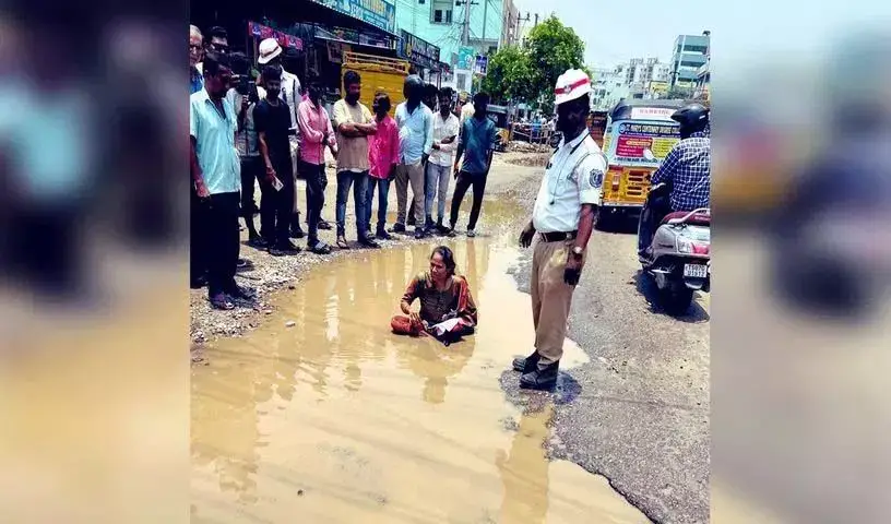 Telangana: तेलंगाना सरकार राज्य की सड़कों की मरम्मत का काम शुरू करेगी