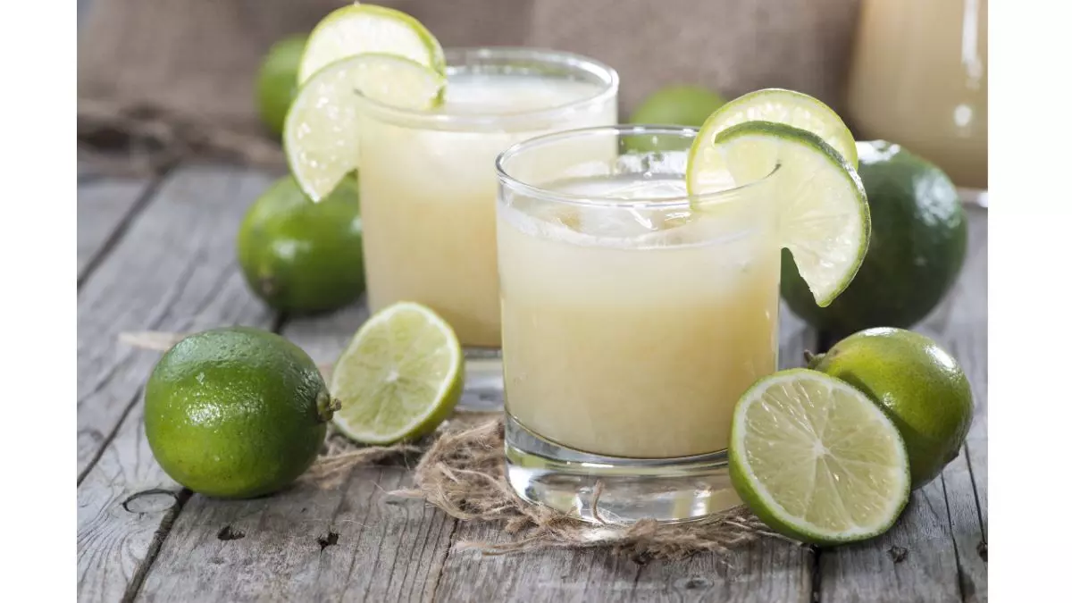 sweet lemon juice : गर्मियों में मीठा नींबू का जूस पीने के 5 कारण जानें