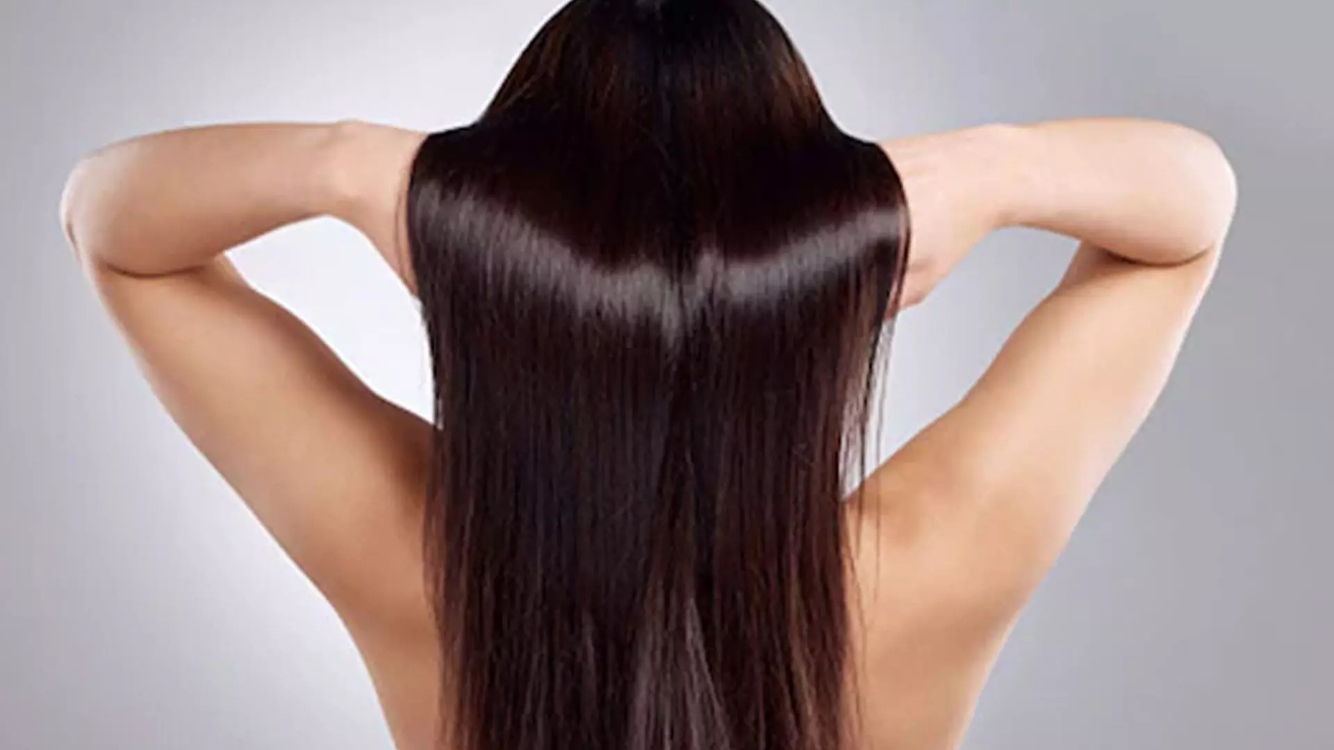 shiny hair: चमकदार बाल पाने के लिए आजमाए ये 10 उपाय