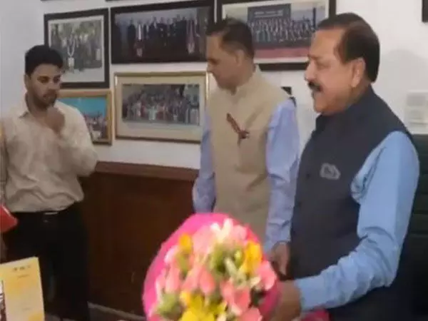 Jitendra Singh ने लगातार तीसरी बार पीएमओ में केंद्रीय राज्य मंत्री का पदभार संभाला