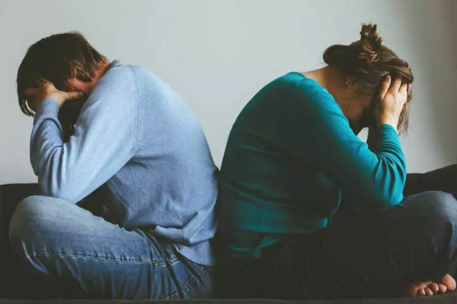 relationships: रिश्तों में तनाव से निपटने के 14 बेहतरीन सुझाव