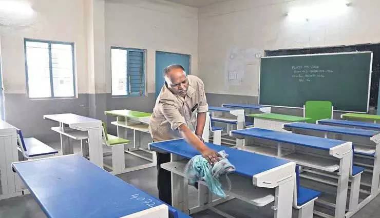 Telangana: में गर्मी की छुट्टियों के बाद बुधवार को स्कूल फिर से खुलेंगे