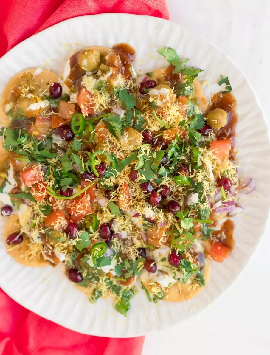 PAPDI CHAAT RECIPE: बनाइये टेस्टी चटपटी पपड़ी चाट जानिए रेसिपी