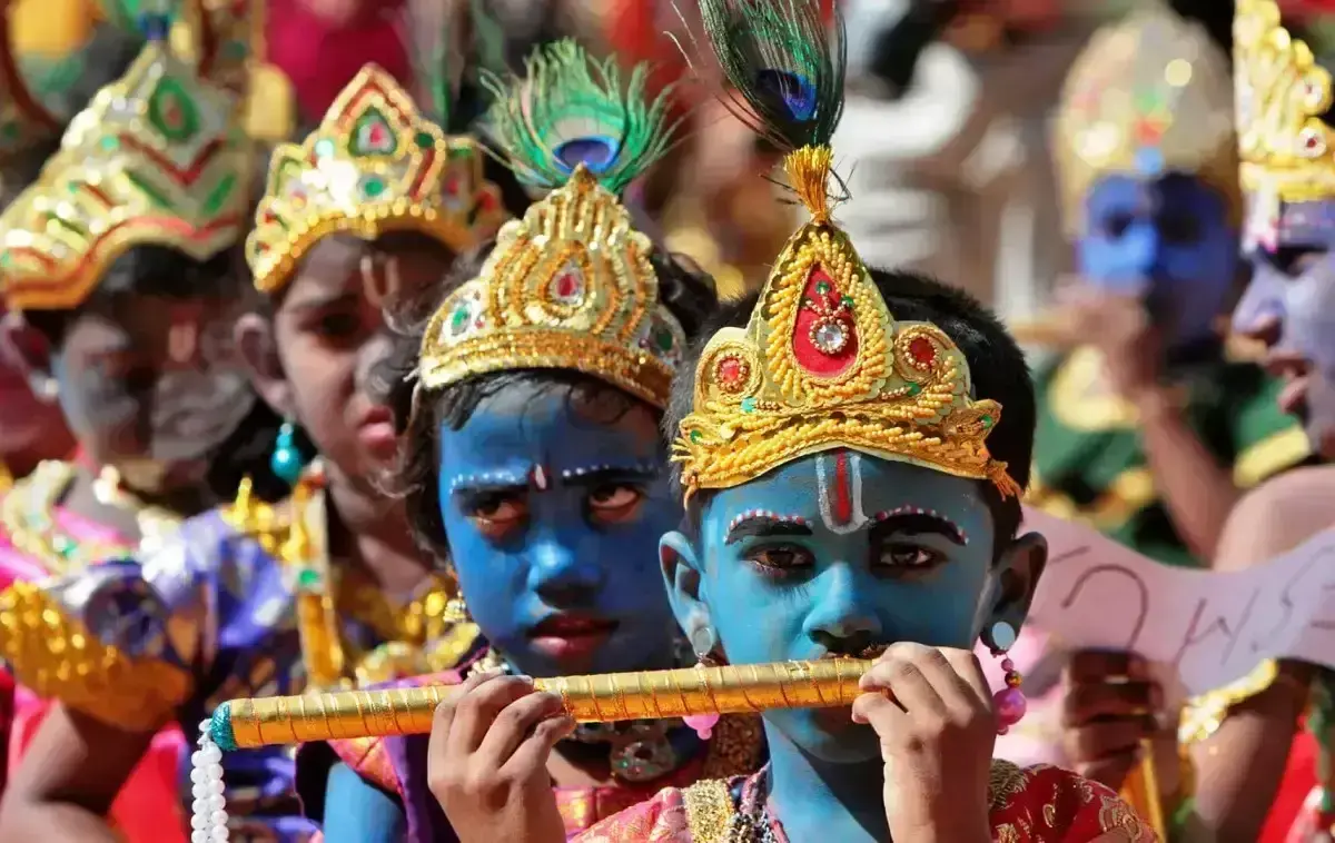 Shyam Chalisa : बुधवार को ऐसे करें भगवान श्रीकृष्ण को प्रसन्न,  मुराद होगी पूरी