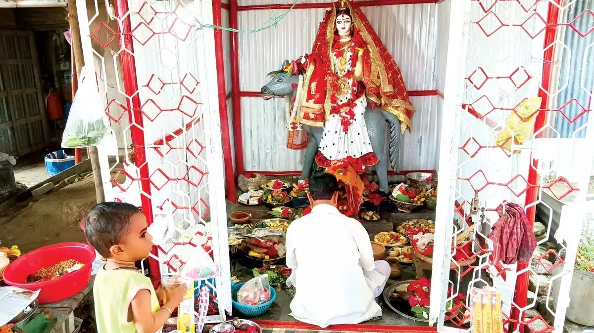 ASSAM NEWS :  देमो चारियाली के शीतला मंदिर में सबसे पुरानी श्री श्री शीतला मां पूजा का आयोजन