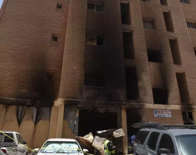 WORLD : कुवैत इमारत में आग लगने से 41 लोगों की मौत, कई भारतीयों समेत 41 की मौत, दूतावास ने हेल्पलाइन नंबर जारी किया