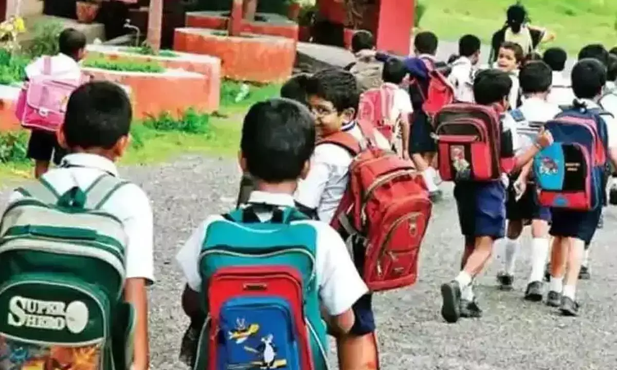 Andhra Pradesh: गर्मी की छुट्टियों के बाद कल से स्कूल खुलेंगे