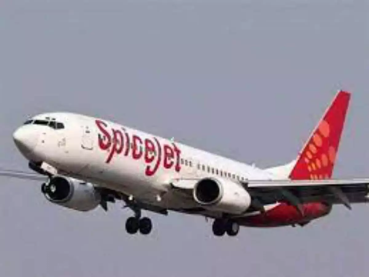 Mumbai: स्पाइसजेट ने हैदराबाद-अयोध्या सीधी उड़ान बंद की
