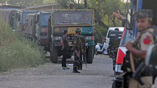 Kashmir: कठुआ आतंकी हमला, आतंकियों के शवों से पाकिस्तान निर्मित सामान बरामद