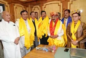 Himachal News: हिमाचल प्रदेश के छह नवनिर्वाचित विधायकों ने शपथ ली