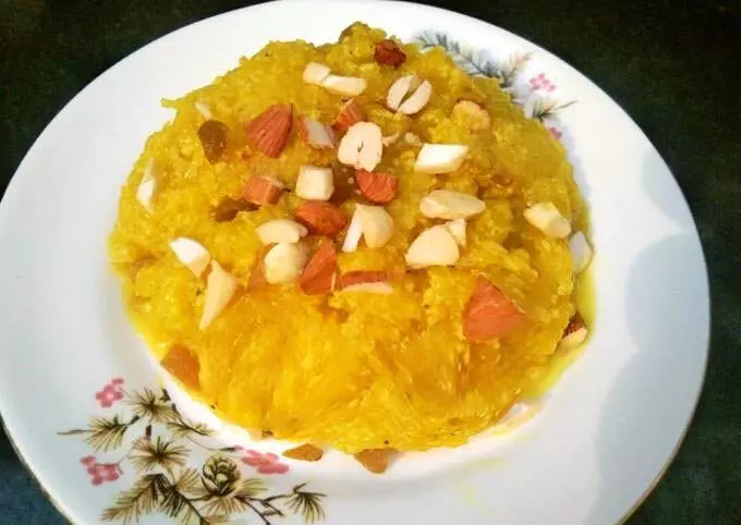 KADDU AATA HALWA RECIPE :अगर आपको भी है कुछ मिठा खाने का मन तोह बनाइये कद्दू आटा का हलवा