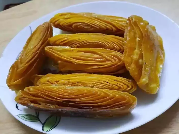 GUD KHAJA RECIPE :बनाइये टेस्टी गुड़ खाजा घर पर जानिए इसकी रेसिपी