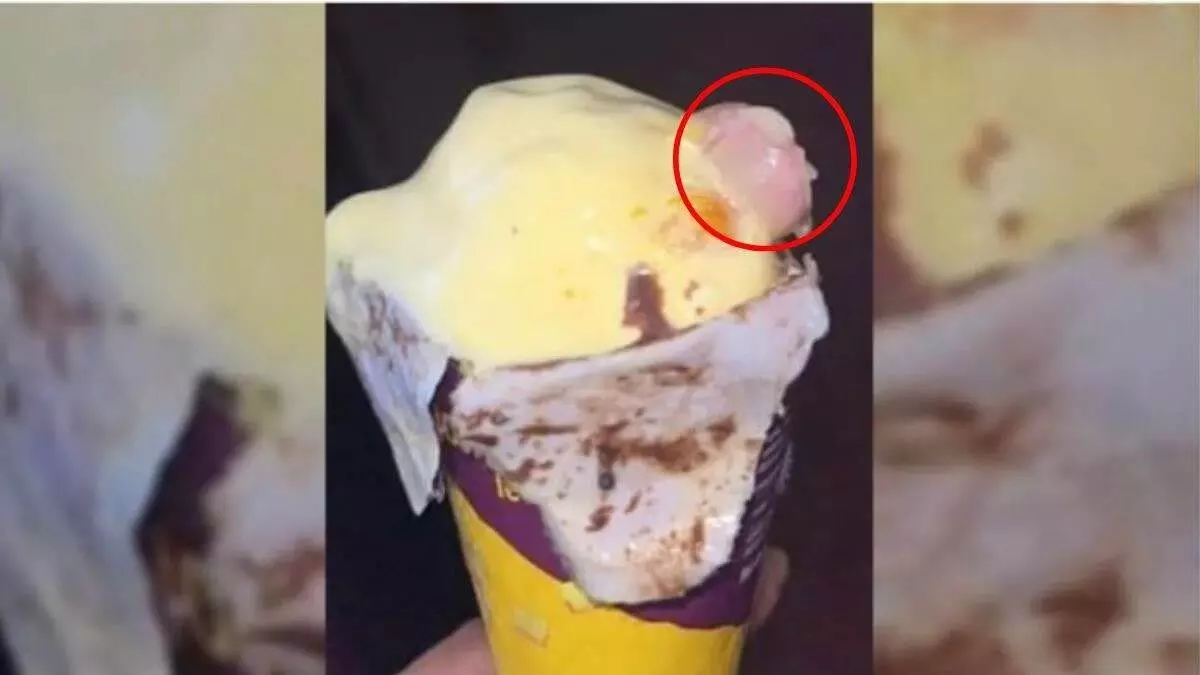 महिला को आइसक्रीम के कोन में दिखी कटी उंगली, निकली चीख