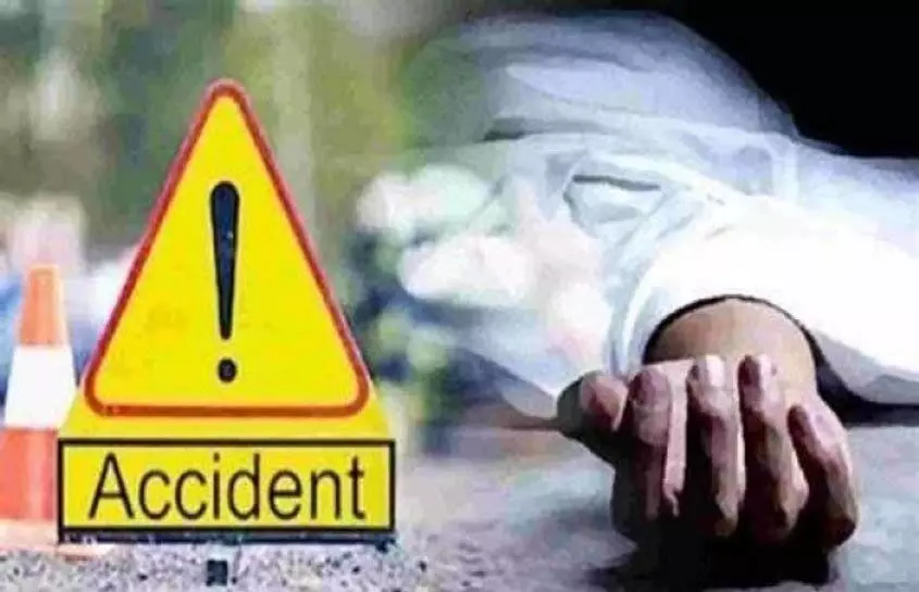 Noida: सड़क हादसे से घायल युवक की उपचार के दौरान हुई मौत