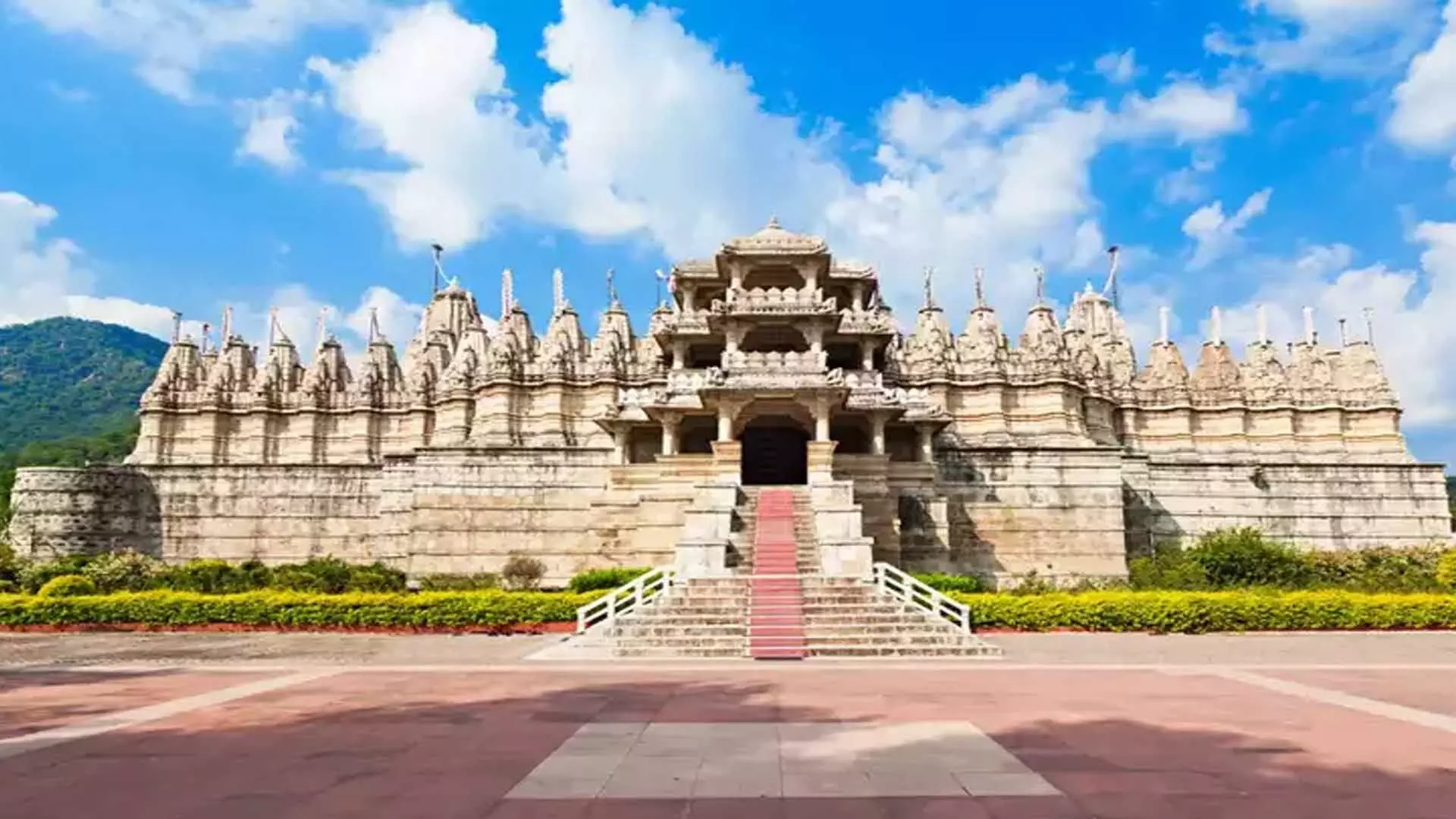 Jain religious places: जैन धार्मिक स्थल के लिए जाना जाता है राजस्थान का रणकपुर प्रमुख दर्शनीय जगहें