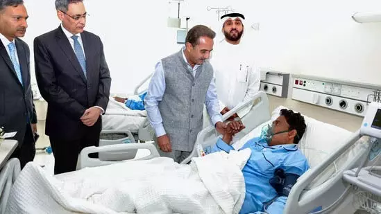 Kuwait fire: राज्य मंत्री ने घायल भारतीयों से मुलाकात की, कांग्रेस ने परिवारों के लिए 25 लाख रुपये की अनुग्रह राशि की मांग की